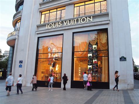 best place to buy louis vuitton in paris|louis vuitton paris outlet.